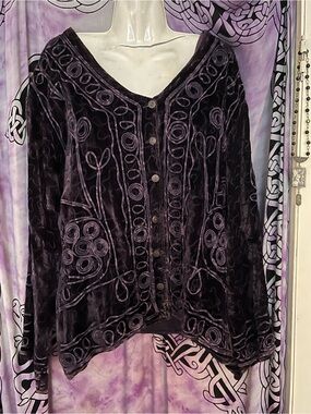 Velvet Button-Front Women's Shirt in Deep Plum